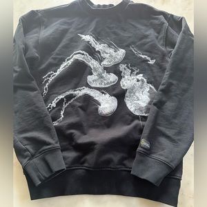 National Geographic Black Jellyfish Sweatshirt Size Small